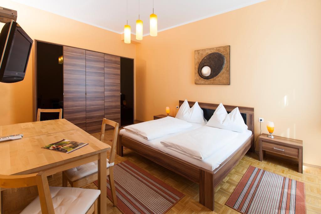Hotel Feldkirchnerhof Feldkirchen bei Graz Habitación foto